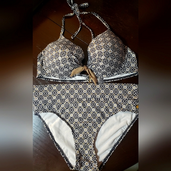 La Vie En Rose Bikini - Picture 2 of 2